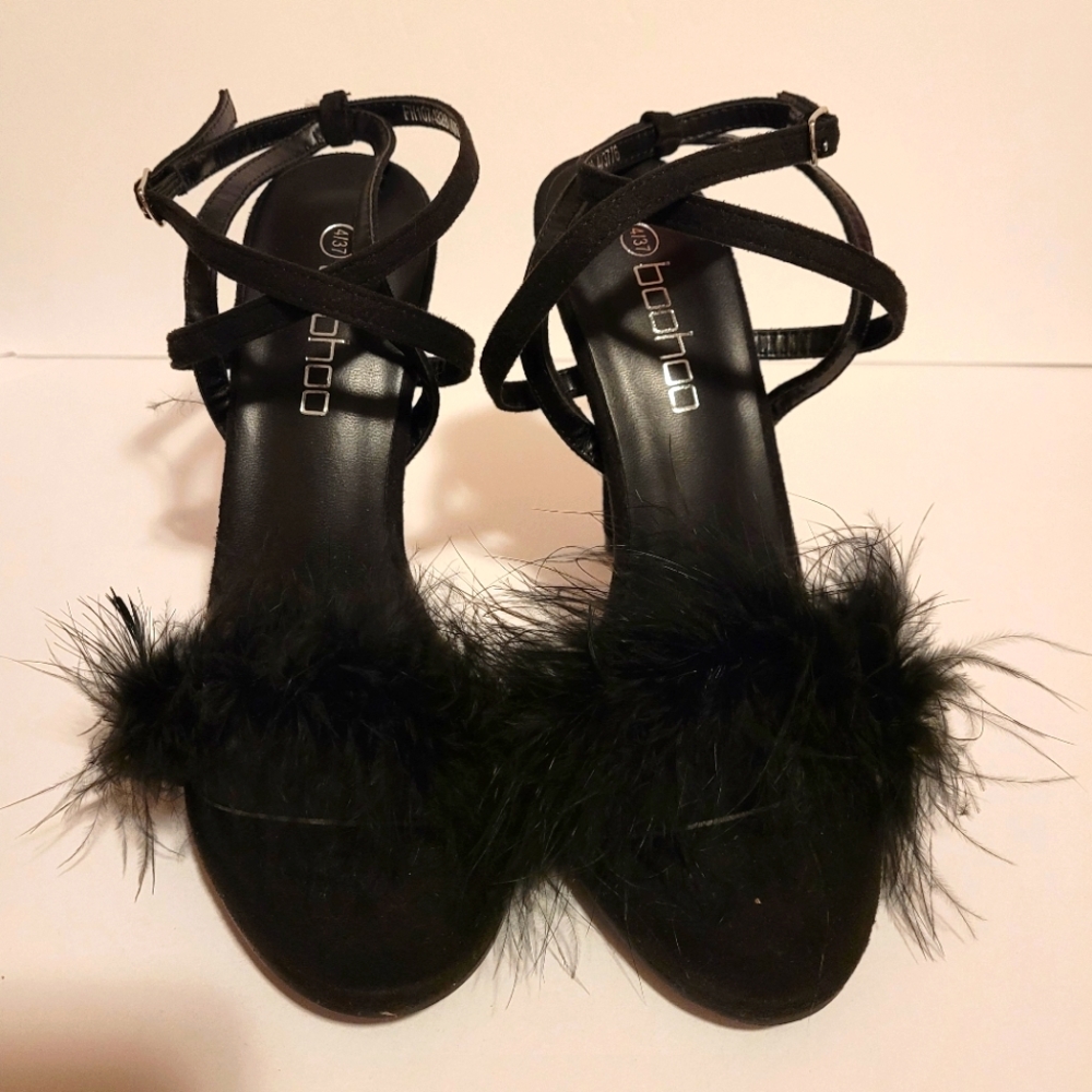 Feather strapped heels